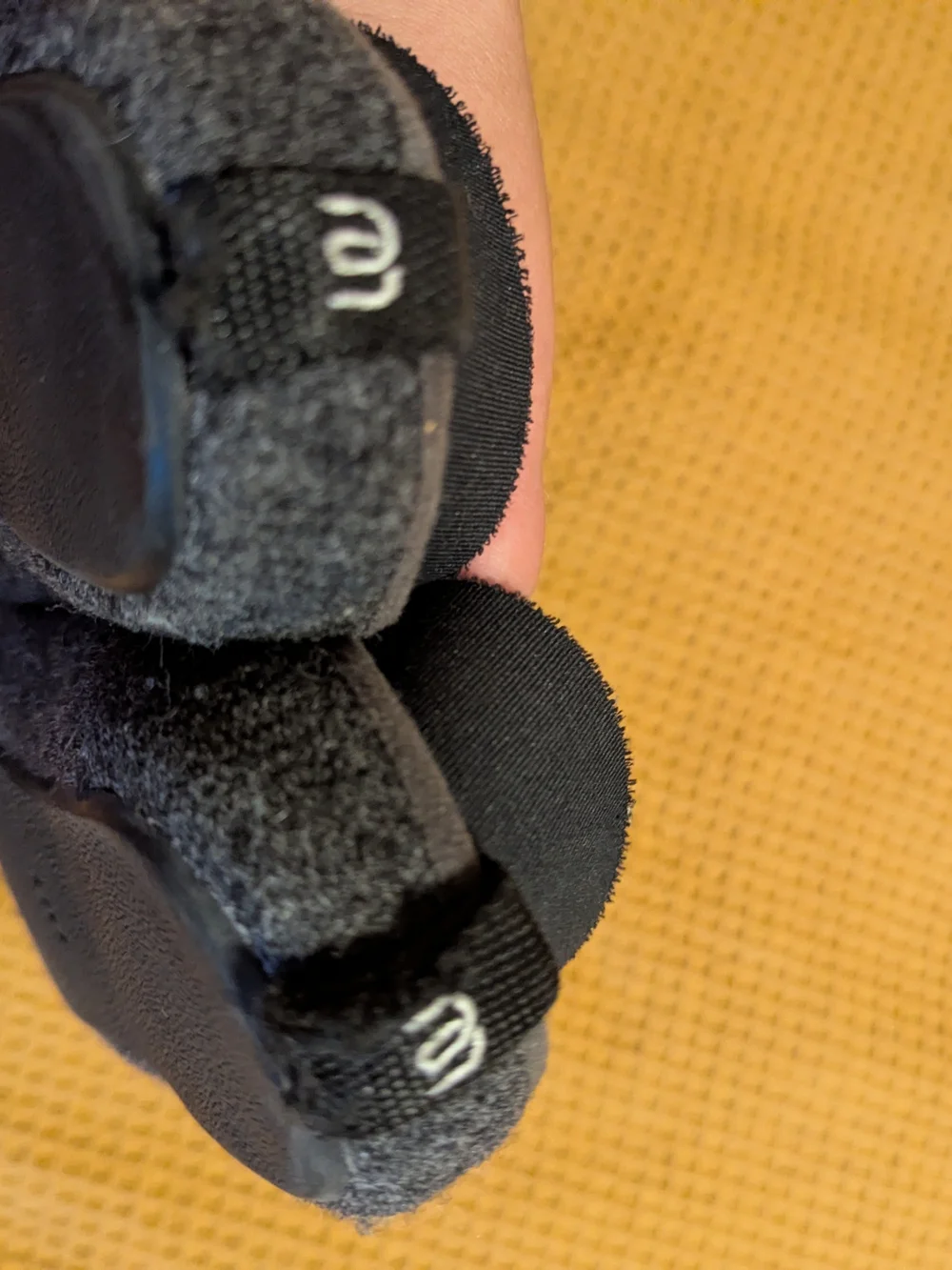 mahabis Classic Men's Dark Gray Wool Slip-On Slippers, 43